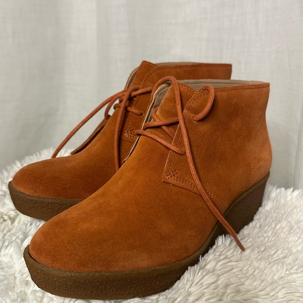 Clarks Brown and Orange Lace Up Boots